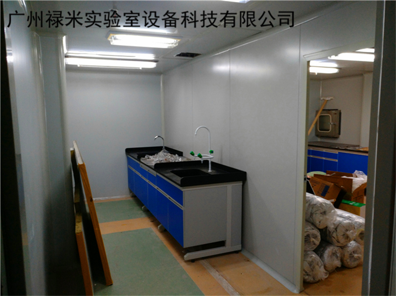 實(shí)驗(yàn)室裝修之彩鋼板隔斷技術(shù)要求