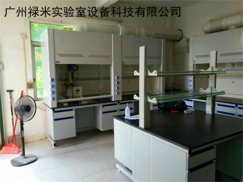 是什么原因造成實驗室家具出現(xiàn)停滯不前？